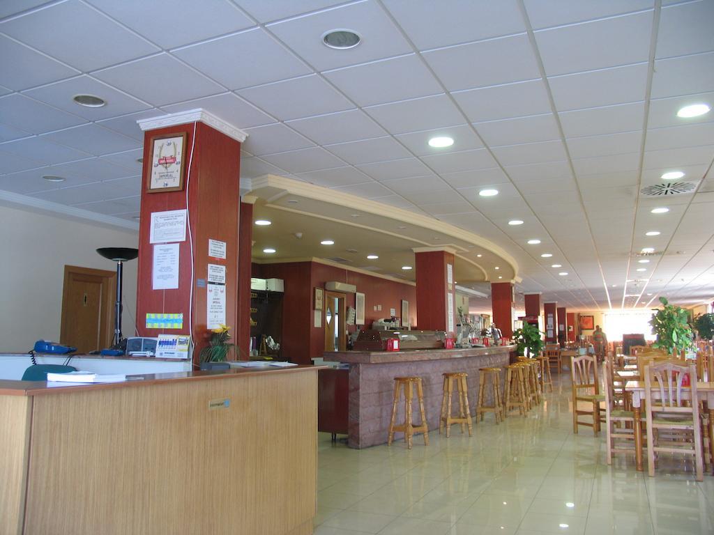 Hostal Imperial Crevillente Exterior foto